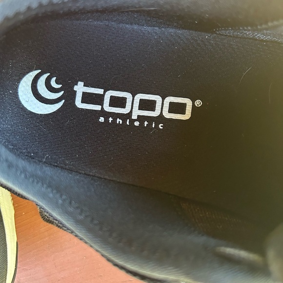 Top ST-3 minimalist running shoe. 0-drop. Insole support  Sz 9.5. Lightweight - Picture 5 of 6